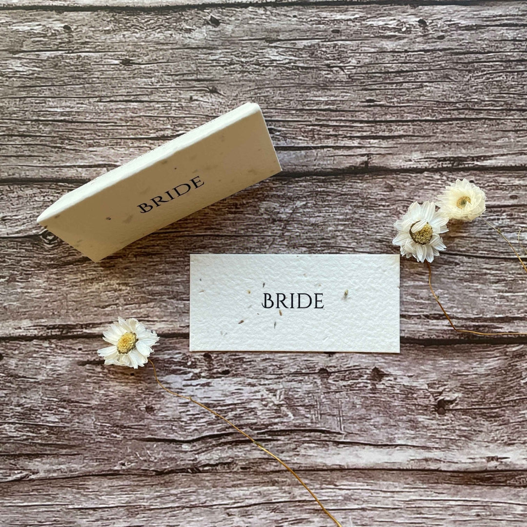 Plantable Wedding Guest Place Cards | Minimalistic