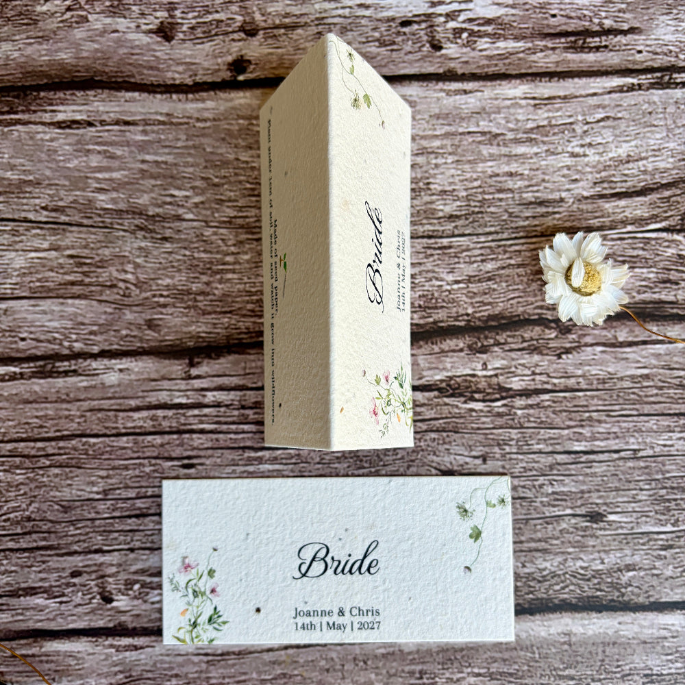 plantable wedding place cards for wedding guest with floral design
