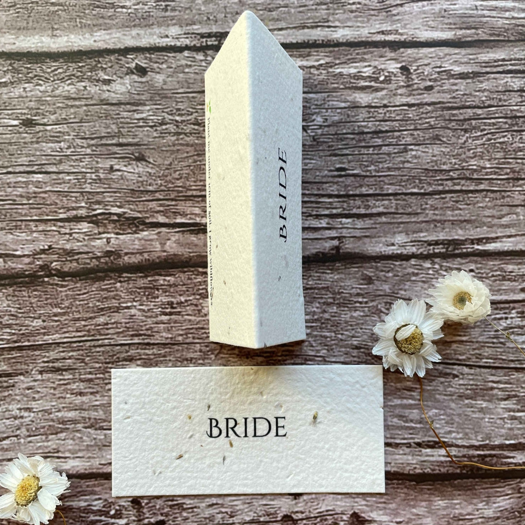 Plantable Wedding Guest Place Cards | Minimalistic