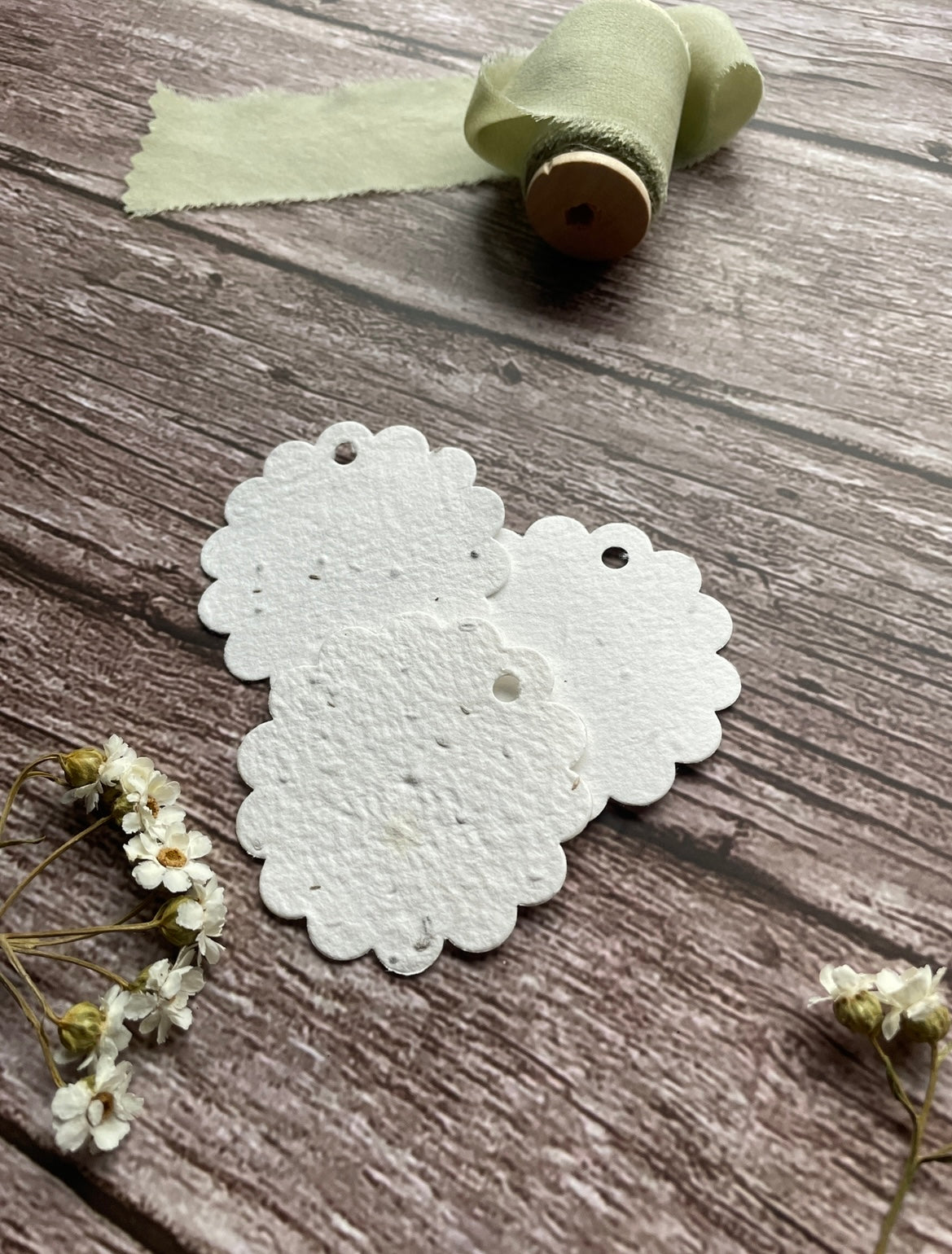 100% Eco-Friendly Seeded Paper Tags