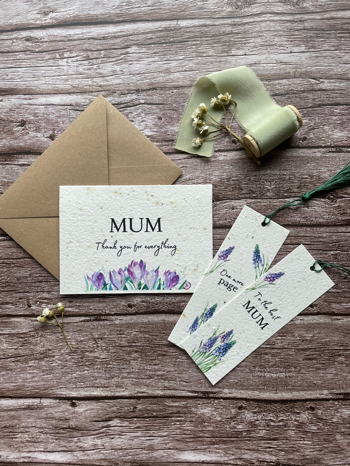 Mother's Day Gift Bundle with Bookmark Muscari